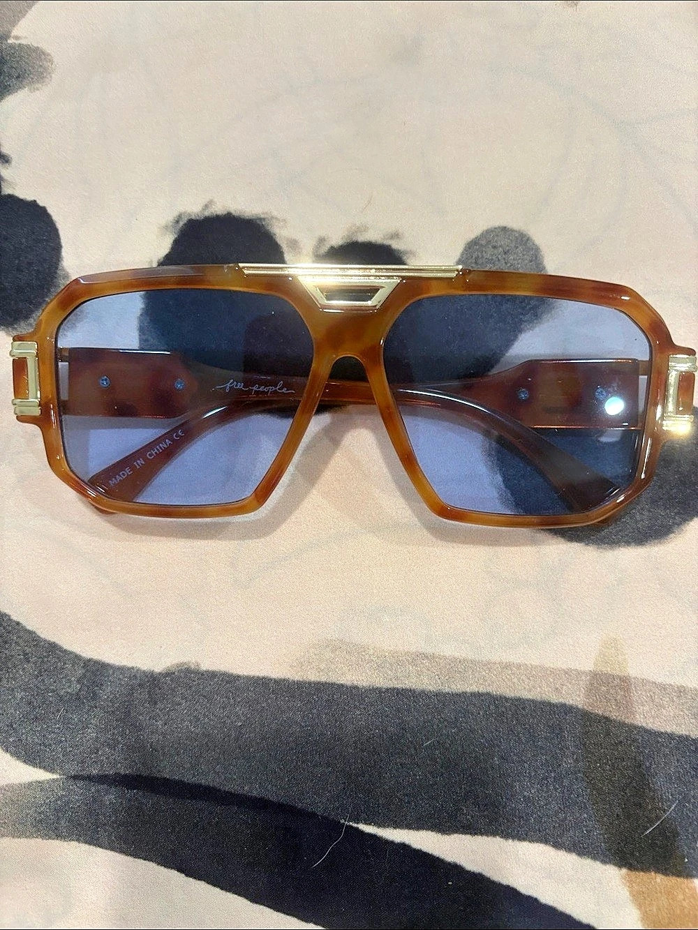 Free People Wesley Oversized Aviator Sunglasses Brown & Blue